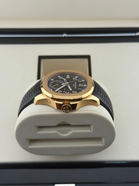 Patek Philippe Aquanaut 5164R-001 Image 3